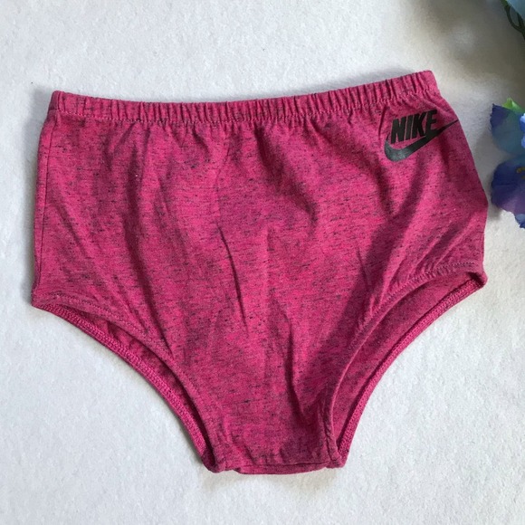 Nike NWOT Assorted Performance Bottom Bundle for Girls 3-5Y - Picture 4 of 12